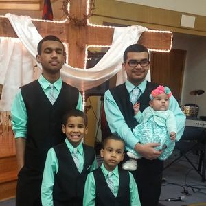 Meet your Posher, Yolanda